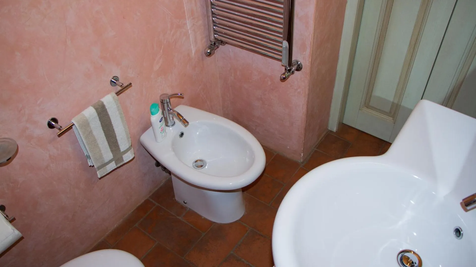Charme & Art Gallery Home - Pescioni Arezzo 0*,